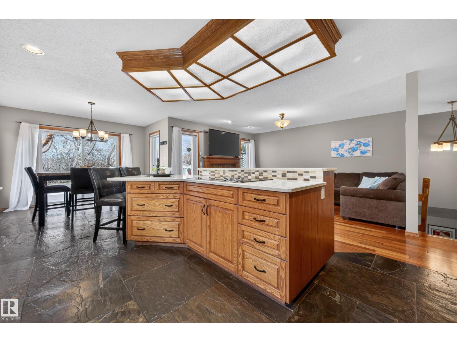 474 RIVERPARK DR - 25