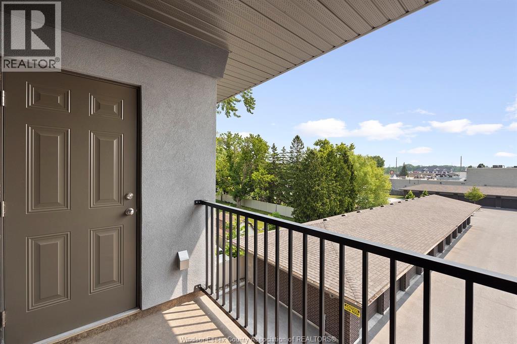 5840 Newman BOULEVARD Unit# 319, LaSalle, Ontario, N9J0E3 — Photo 14