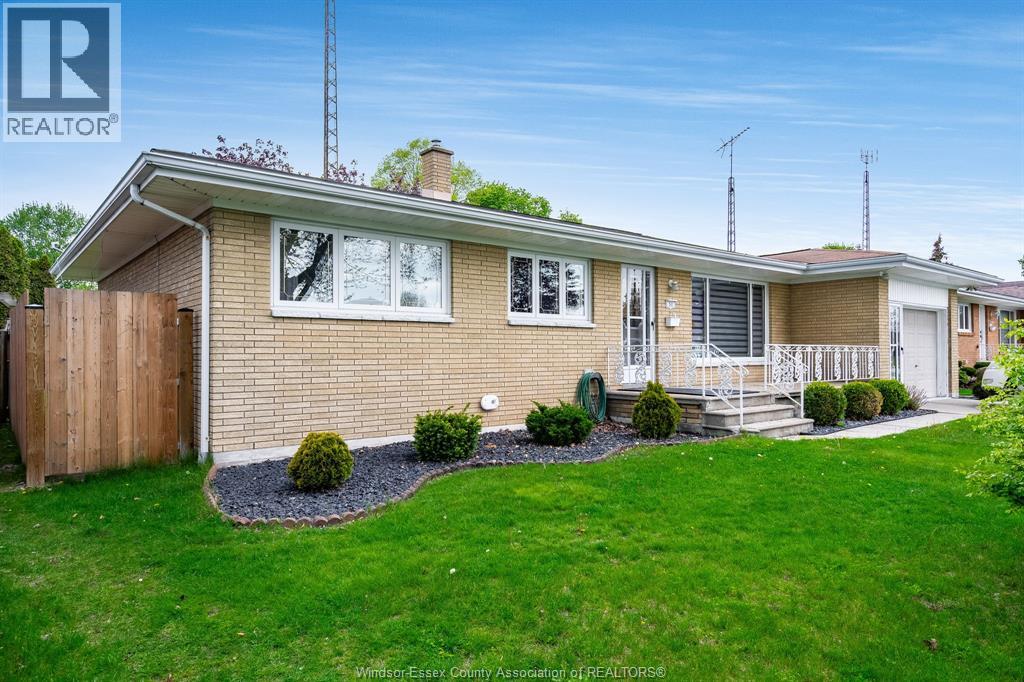 51 Lutsch, Leamington, Ontario, N8H2N5 — Photo 30