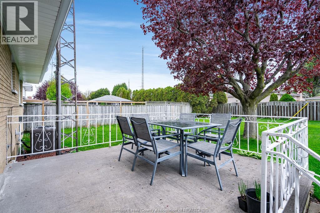 51 Lutsch, Leamington, Ontario, N8H2N5 — Photo 32