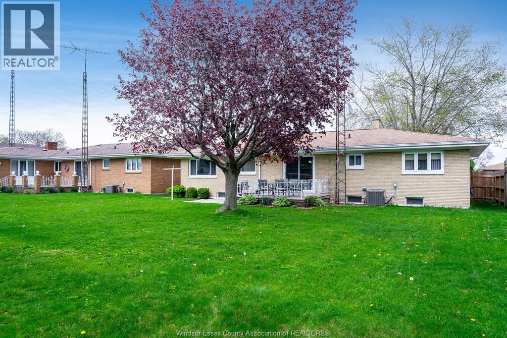 51 Lutsch, Leamington, Ontario, N8H2N5 — Photo 35