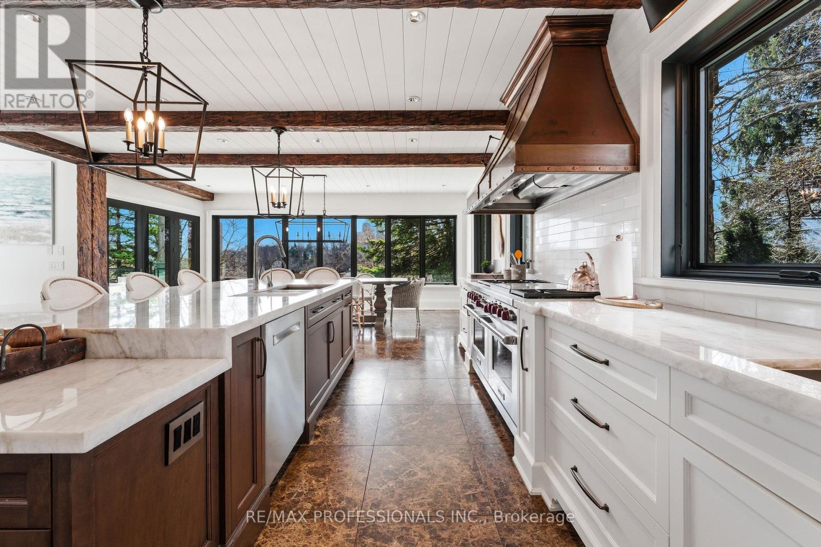 23 RIVERSIDE CRESCENT - 11