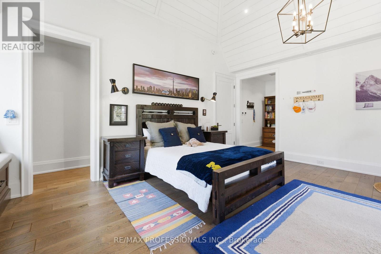 23 RIVERSIDE CRESCENT - 28