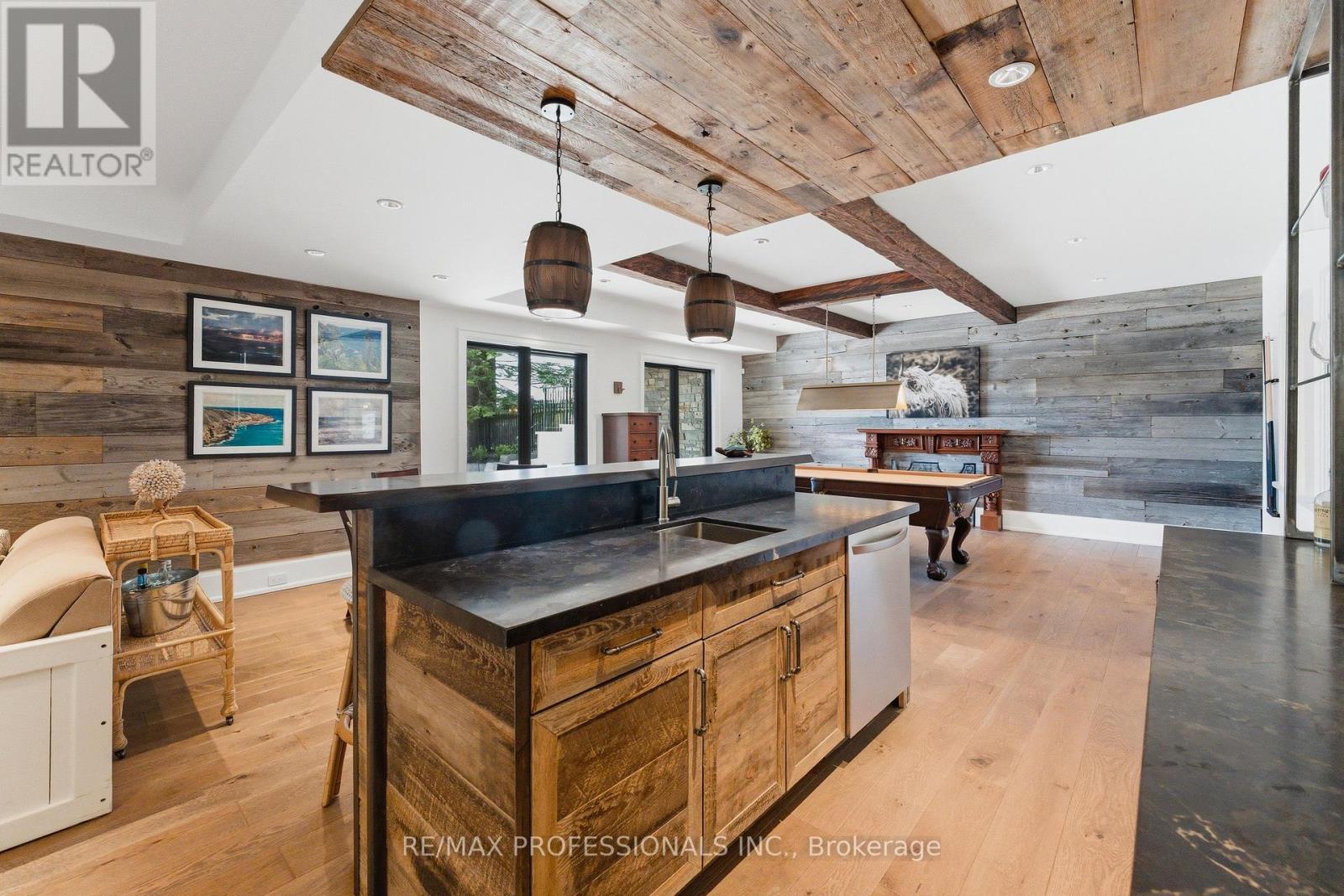 23 RIVERSIDE CRESCENT - 33