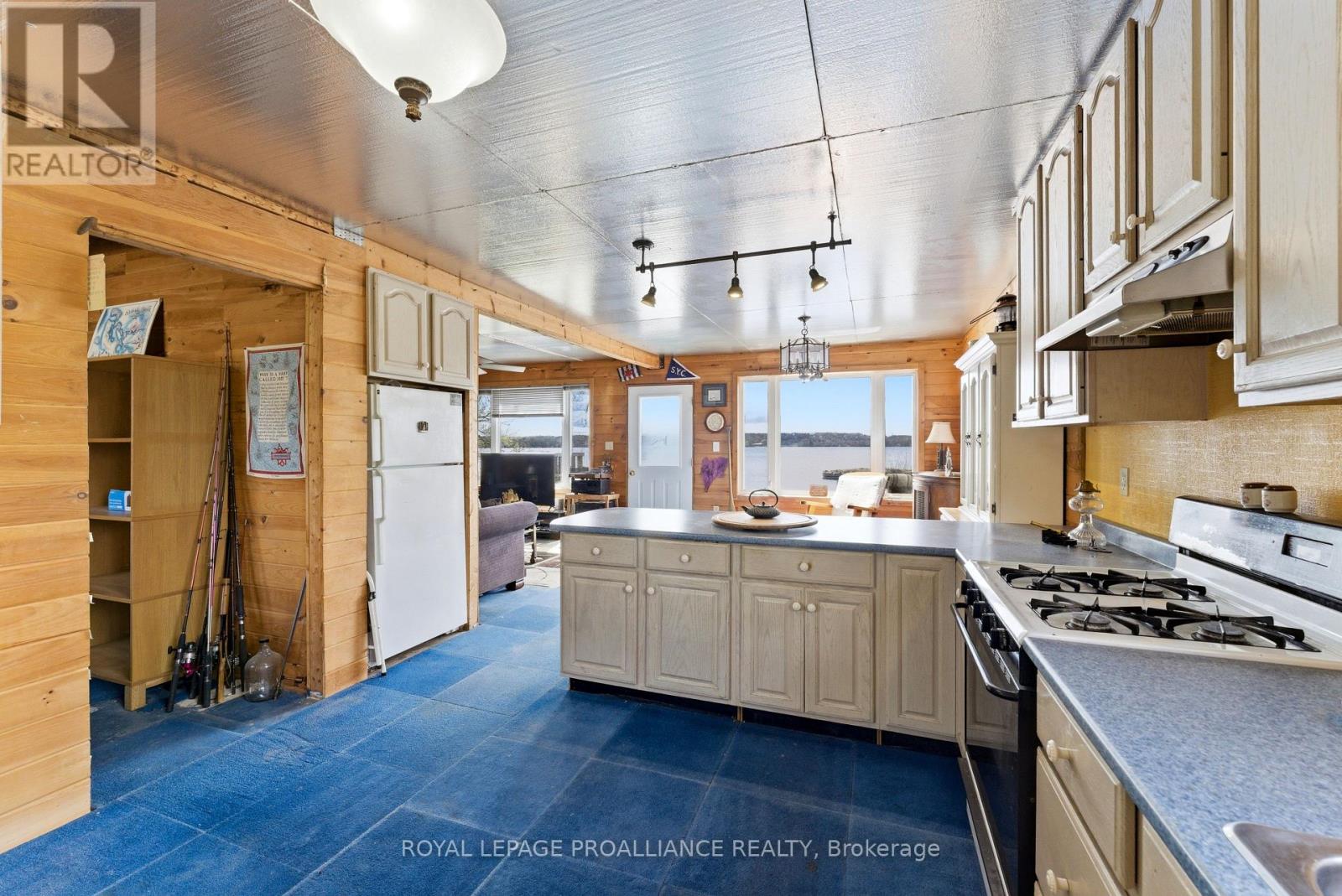 578B OLD HIGHWAY 2 - 32