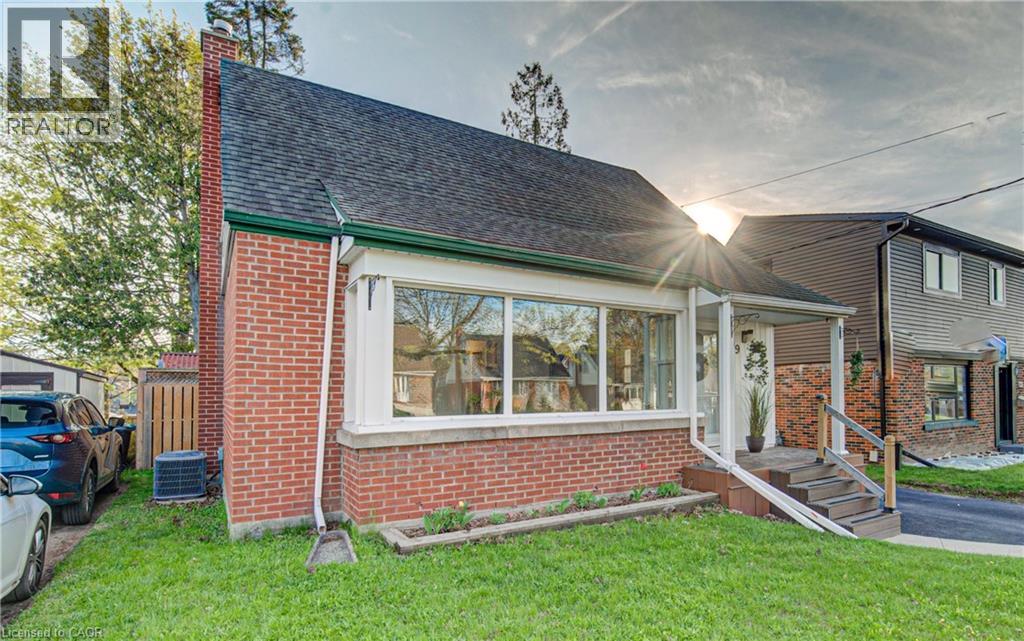 99 BELMONT Avenue W, Kitchener, Ontario, N2M1L5 — Photo 3