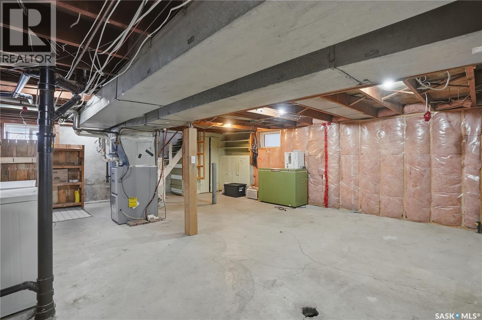 3727 VICTORIA AVENUE - 25