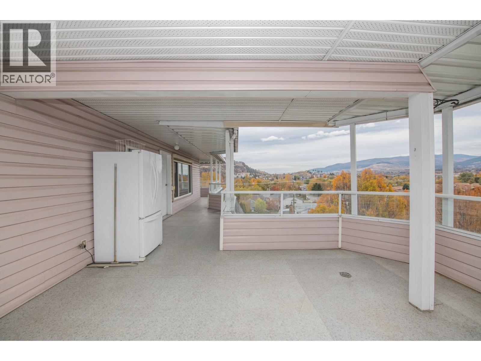 #309 3929 22 Avenue - 27