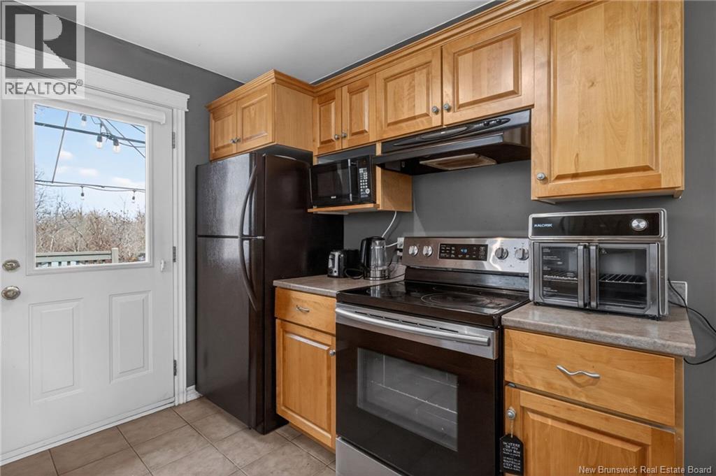 86 Lorette Street - 6