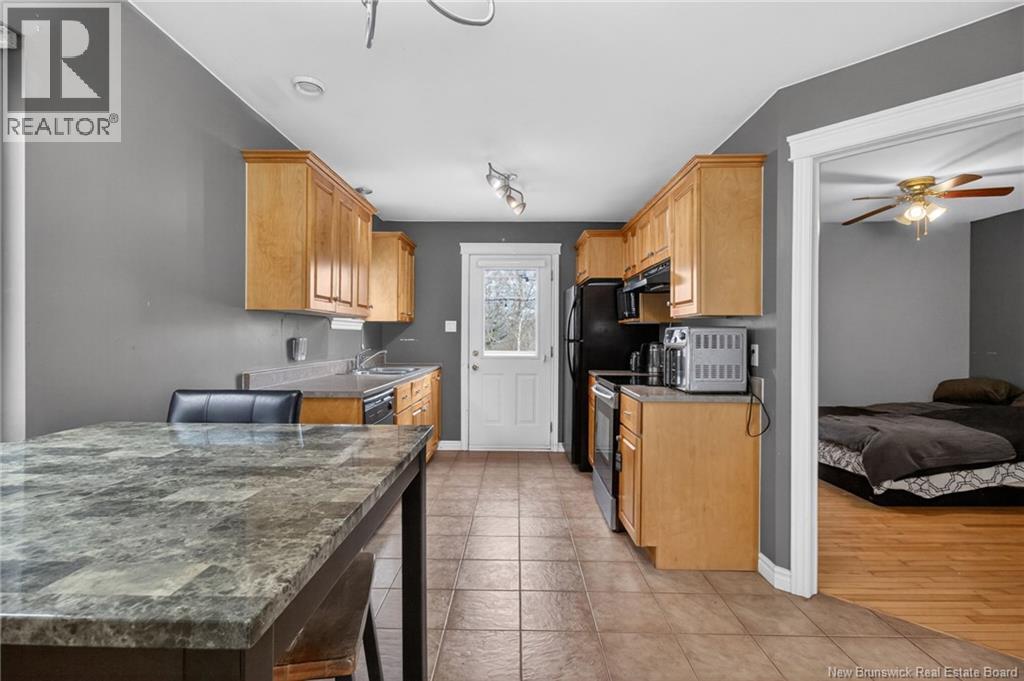 86 Lorette Street - 7