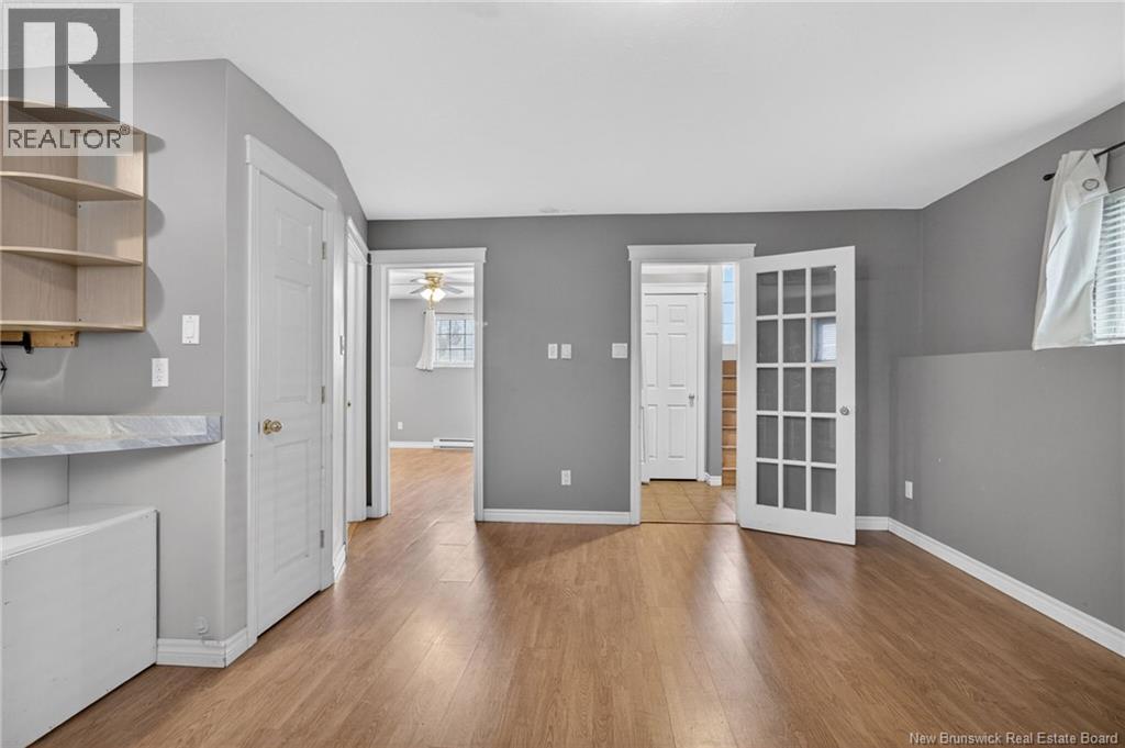 86 Lorette Street - 21