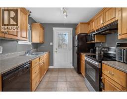 86 Lorette Street, photo 3