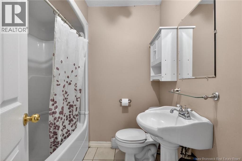 86 Lorette Street - 28