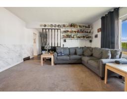 Enclosed porch - 8789 Butchart Street, Chilliwack Proper South, Chilliwack, BC V2P5S2 Photo 7