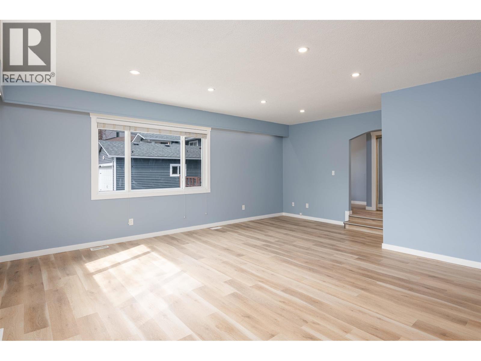 8272 ST JOHN CRESCENT - 9