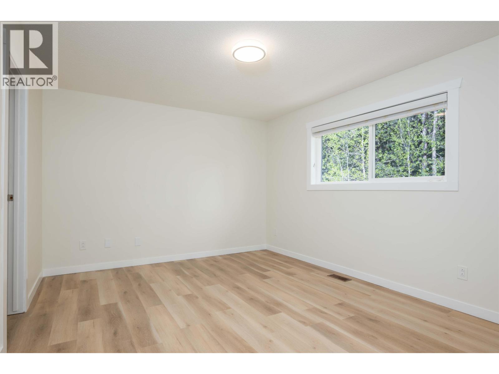 8272 ST JOHN CRESCENT - 17