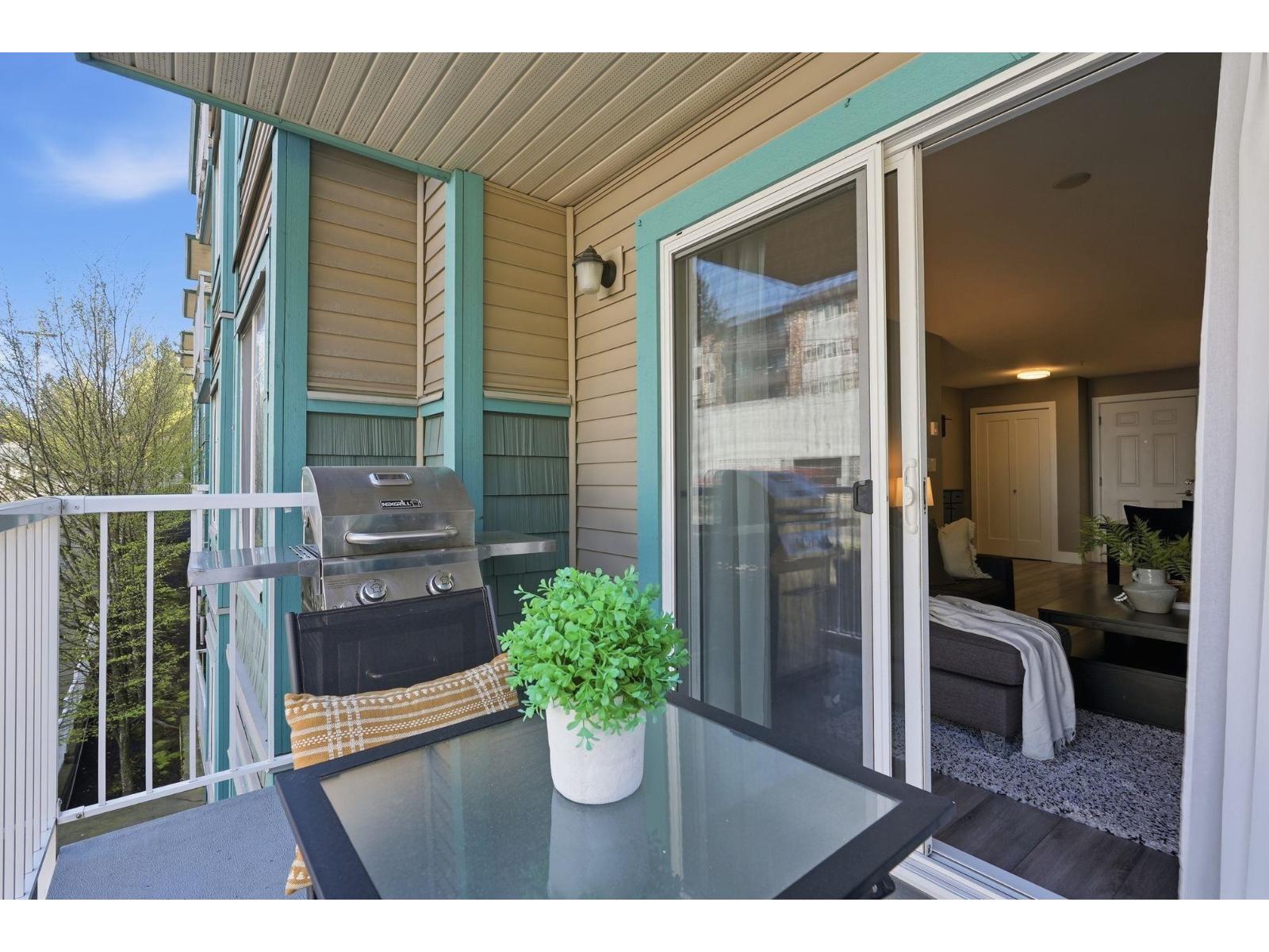 212 33960 OLD YALE ROAD, Abbotsford