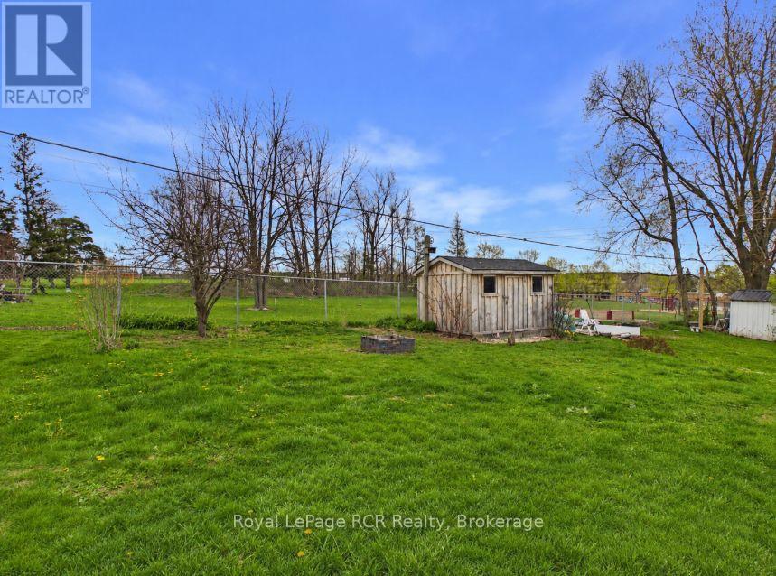 153 CARLING TERRACE - 27