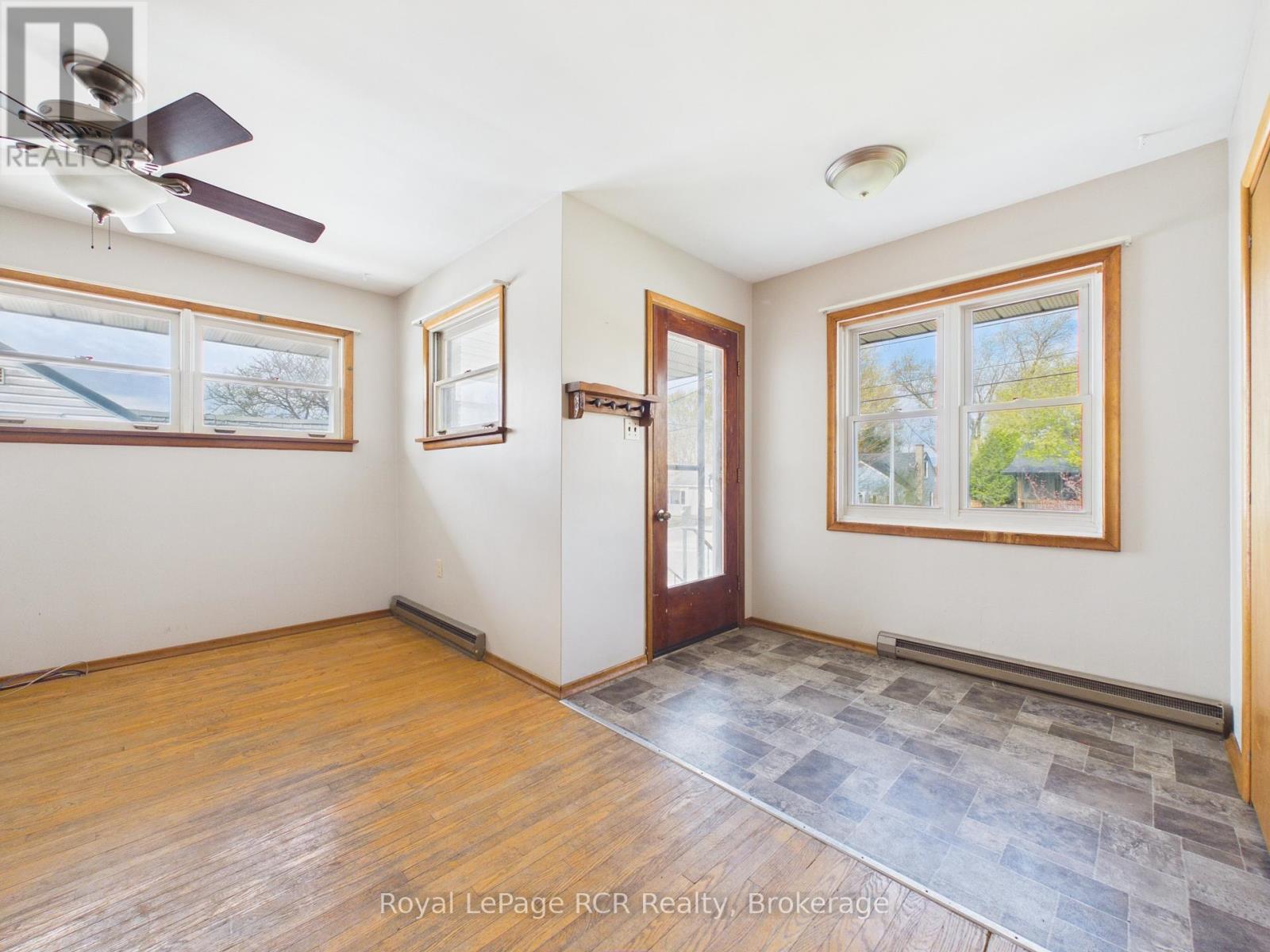153 CARLING TERRACE - 5