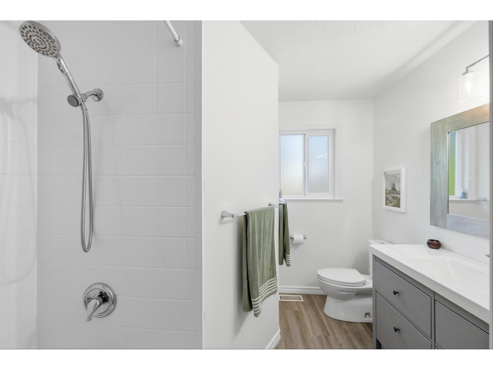 4 Bed, 3 Bath House for Sale in Abbotsford – 34661 ELLIOT AVENUE, Abbotsford - Image 25