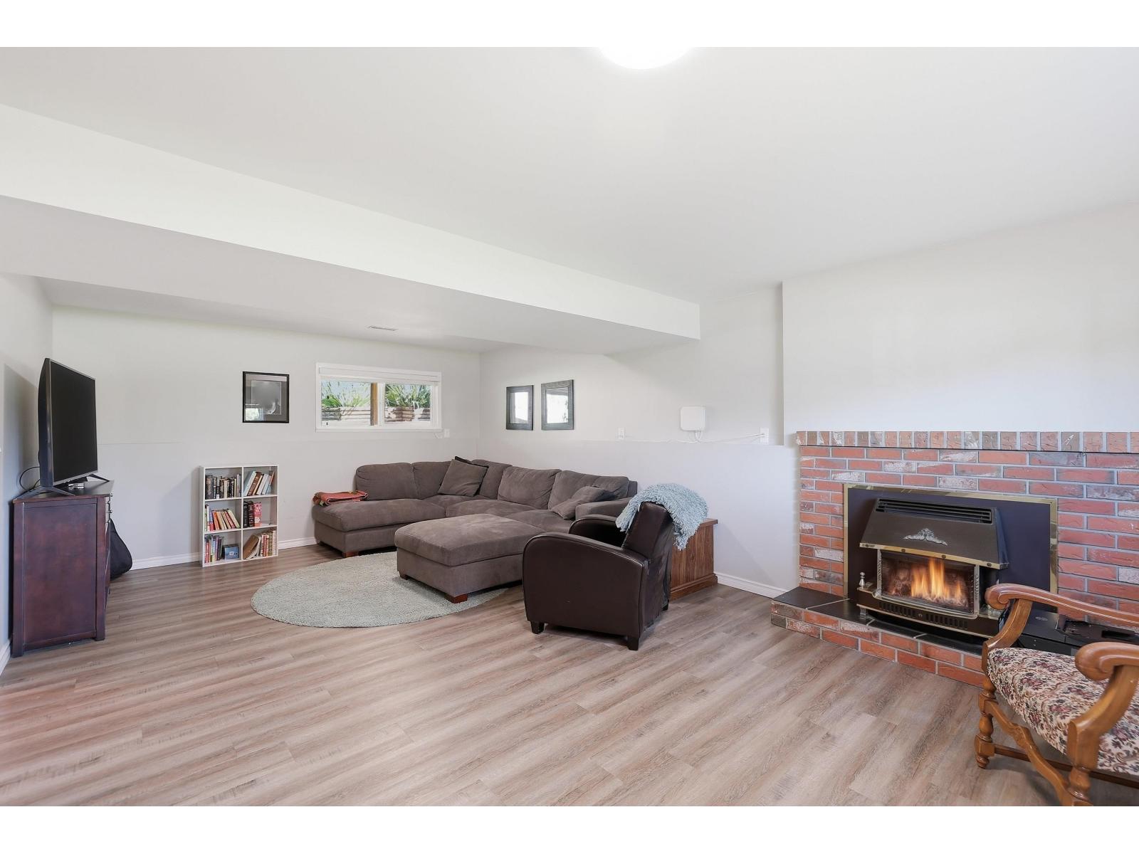 4 Bed, 3 Bath House for Sale in Abbotsford – 34661 ELLIOT AVENUE, Abbotsford - Image 20