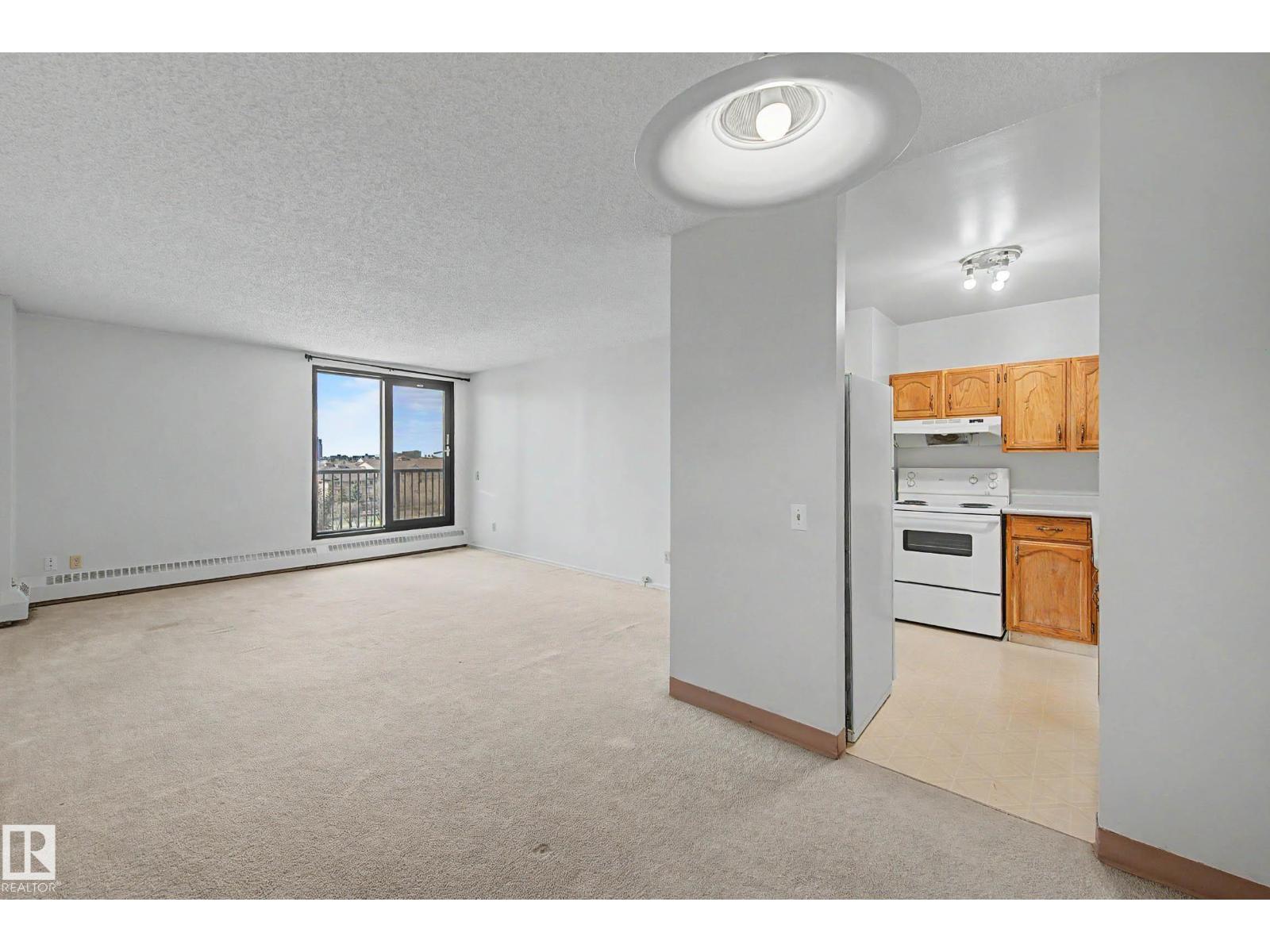 #608 10125 109 ST NW - 13