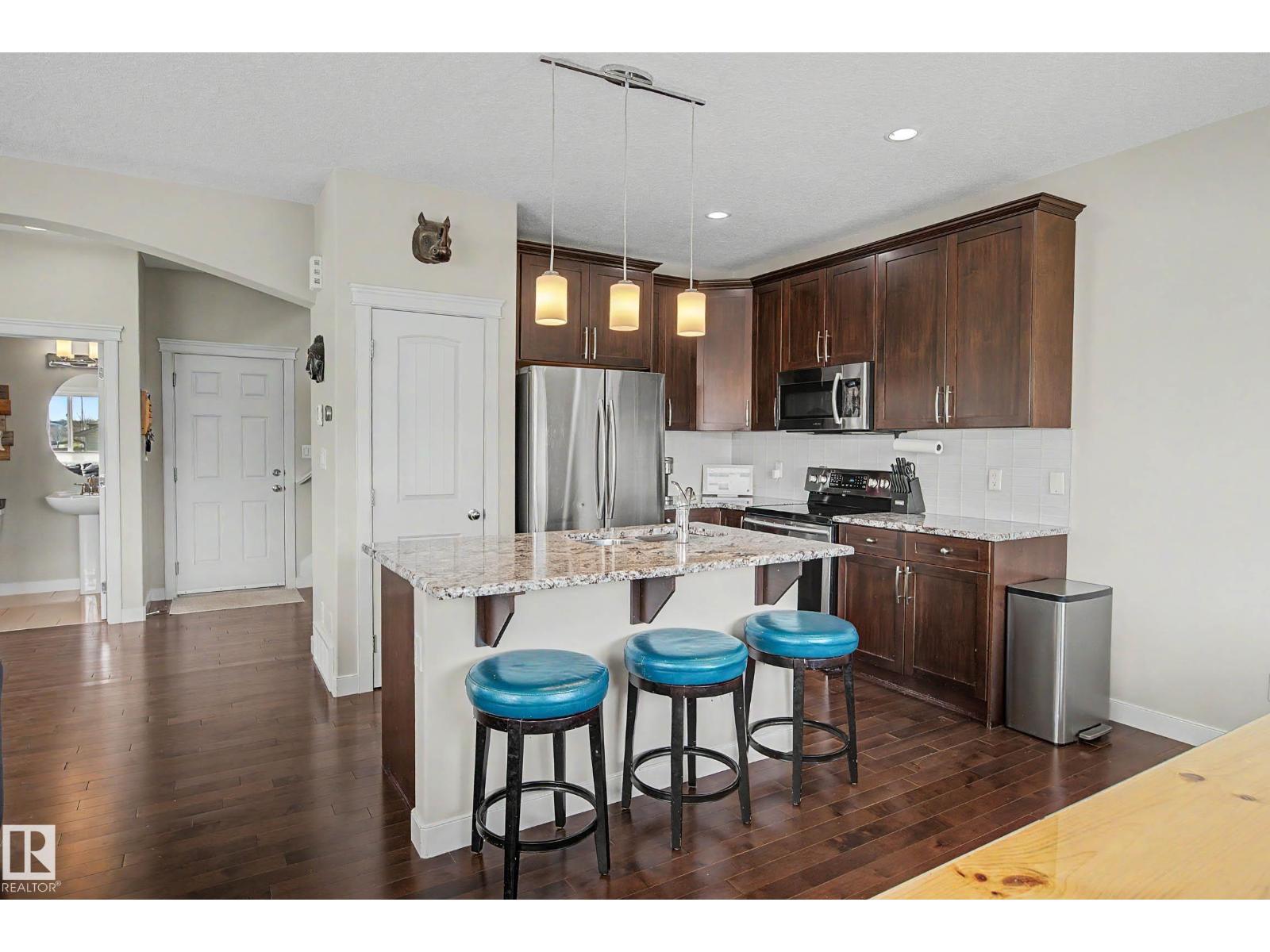9483 227 ST NW - 17