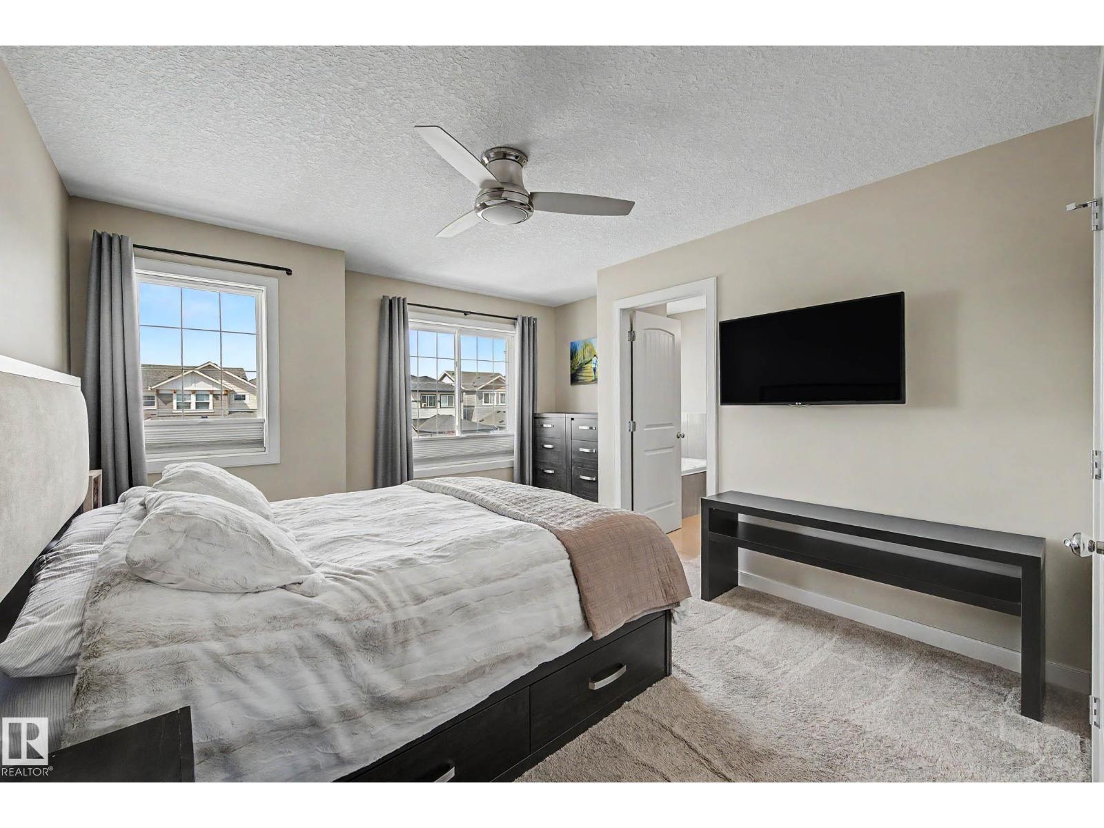 9483 227 ST NW - 36