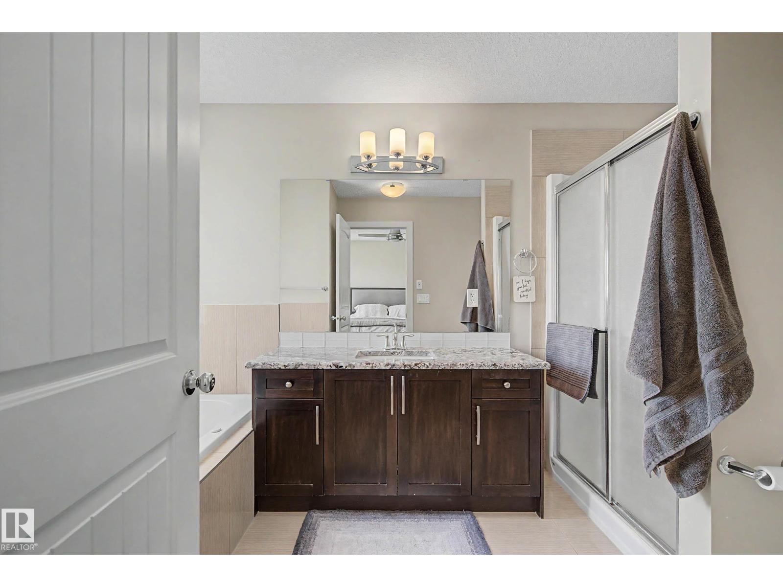 9483 227 ST NW - 37