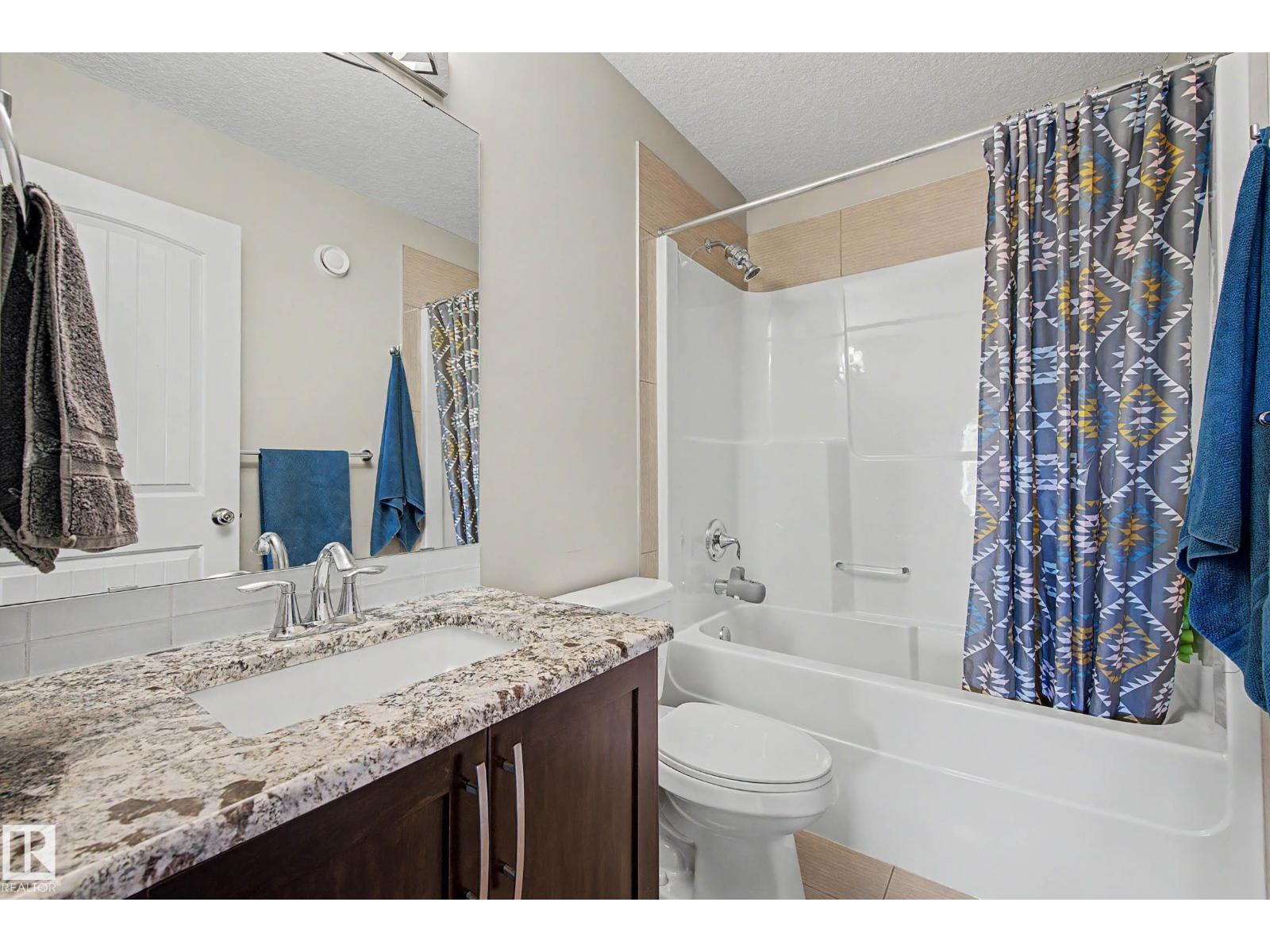 9483 227 ST NW - 44