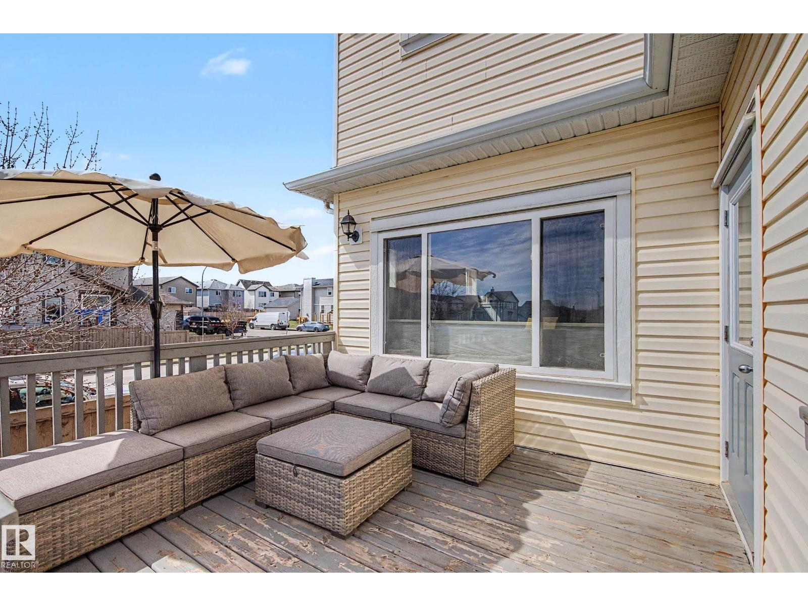 9483 227 ST NW - 47