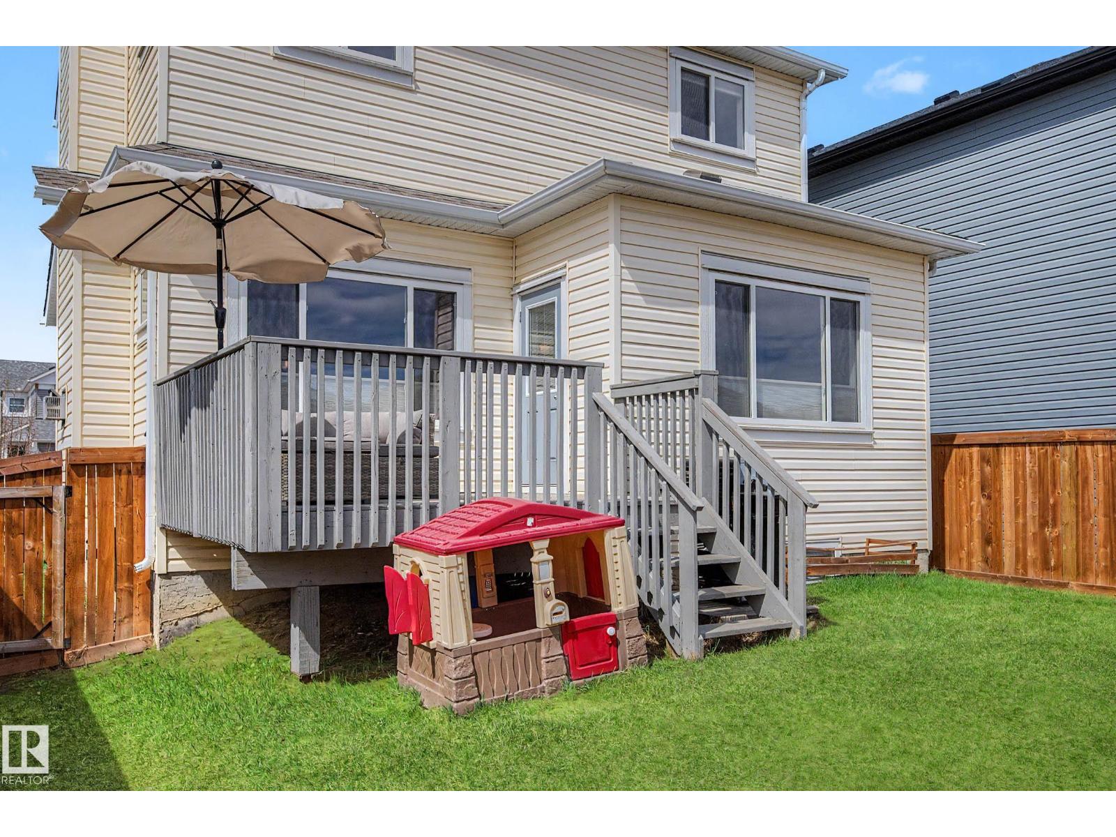 9483 227 ST NW - 53