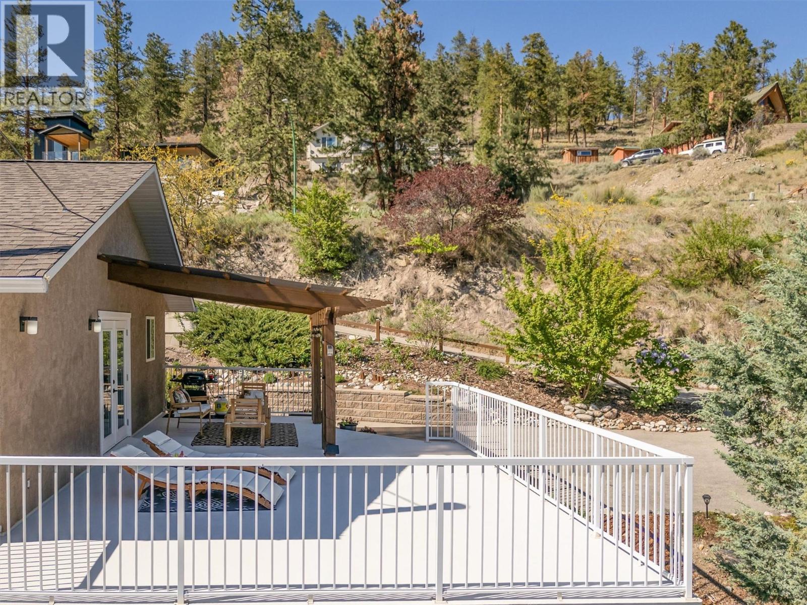 13424 Hermistion Drive, Summerland