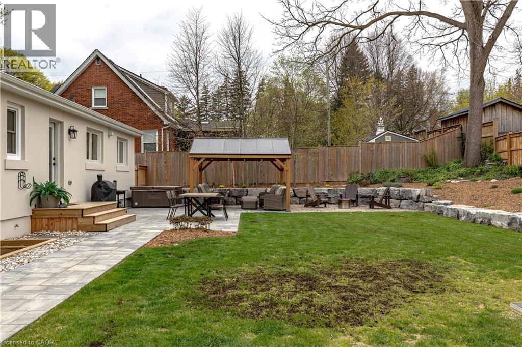33 MAYFAIR Avenue, Dundas, Ontario, L9H3K7 — Photo 19