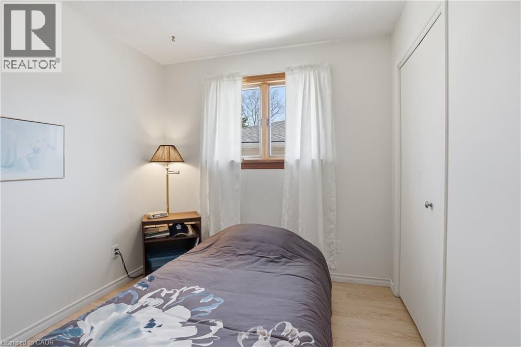 13 FALLINGBROOK Drive, Fonthill, Ontario, L0S1E1 — Photo 10