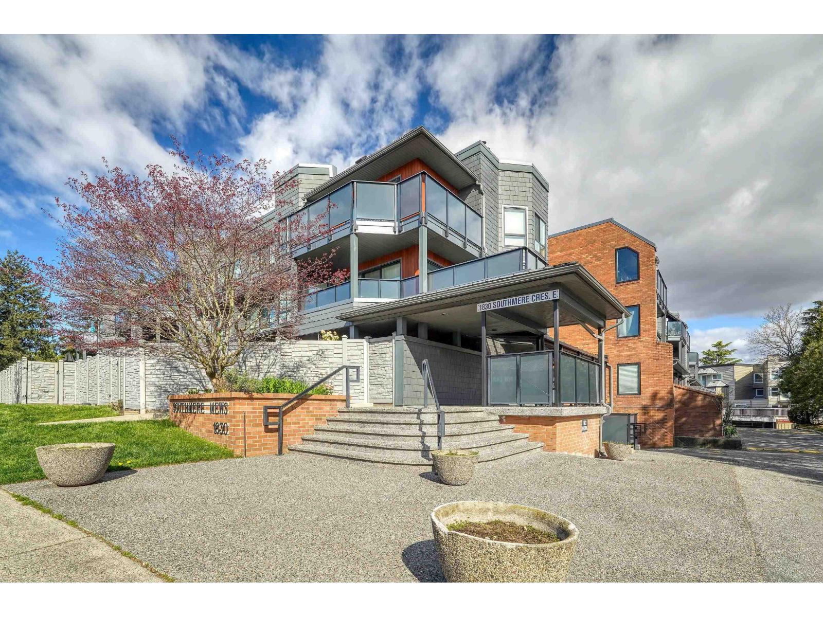 106 1830 E SOUTHMERE CRESCENT