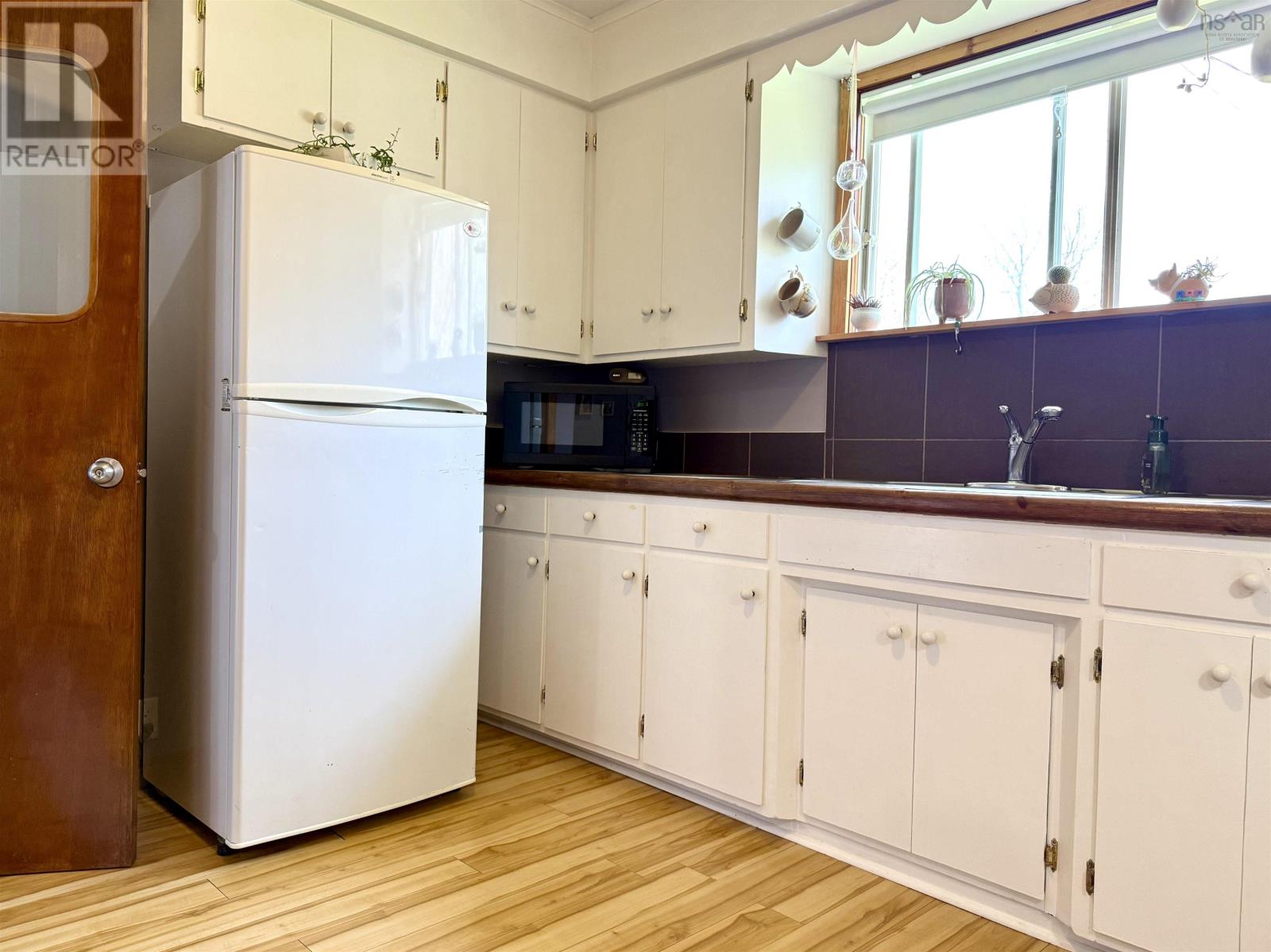 Property 17 of 50 of 6 Durley Street