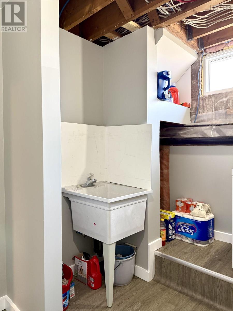 Property 33 of 50 of 6 Durley Street