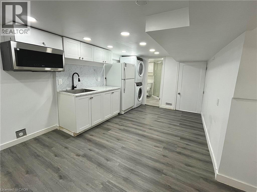 166 SYDNEY Street S Unit# BSMT, Kitchener, Ontario, N2G3V3 — Photo 11