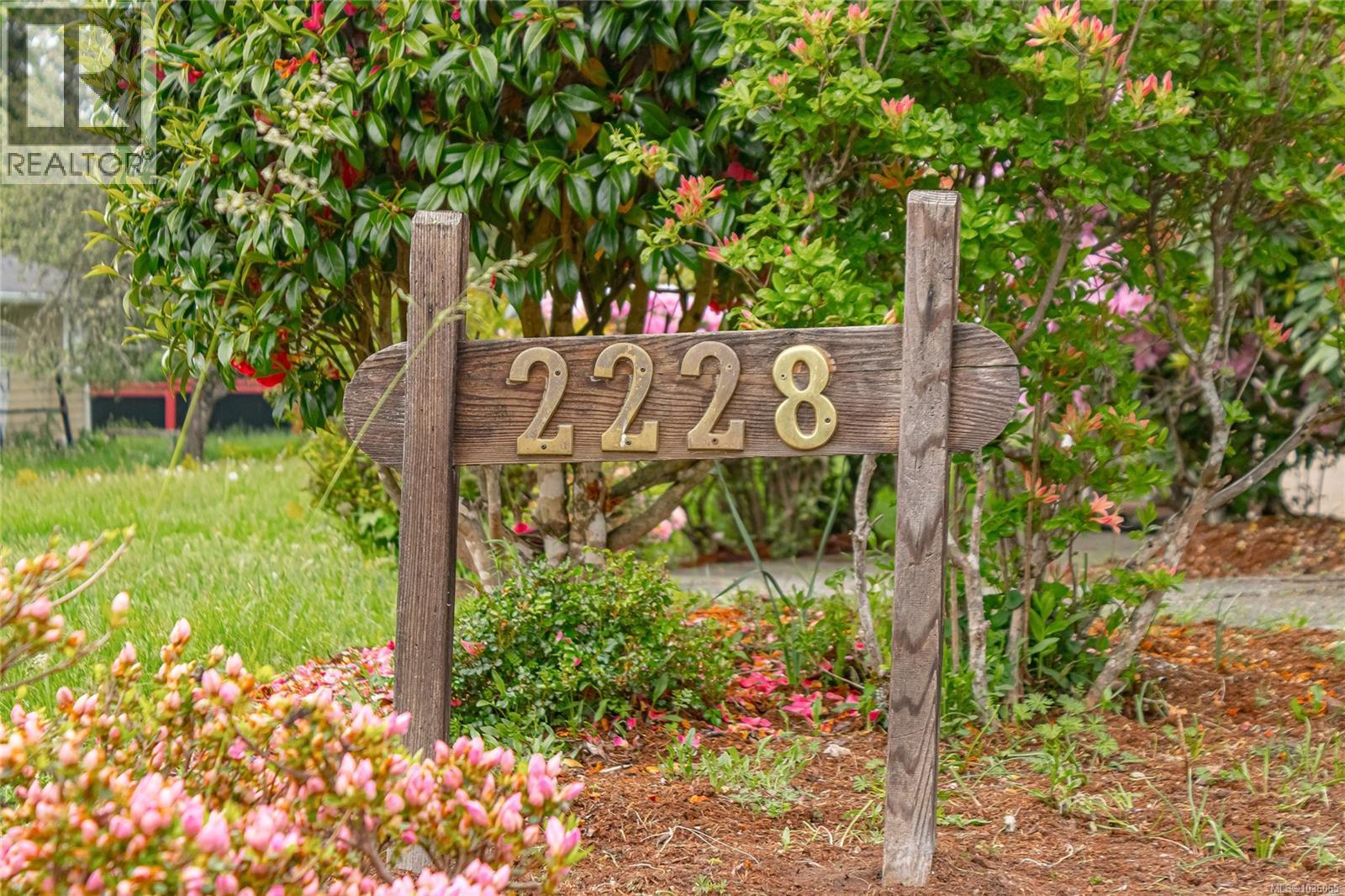 2228 Tarn Pl - 4