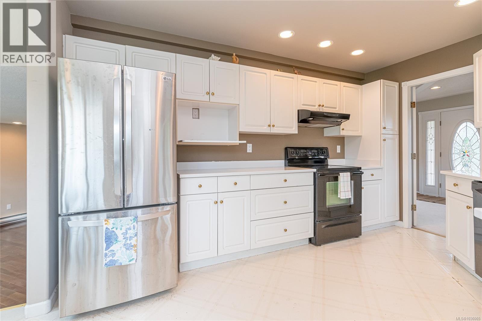 2228 Tarn Pl - 16