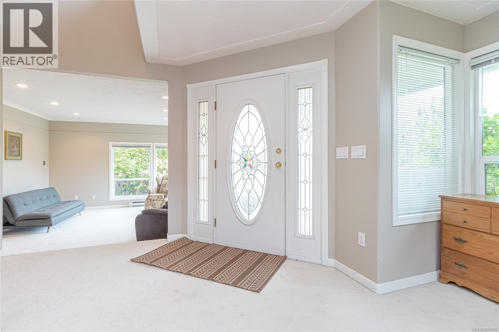 2228 Tarn Pl - 8