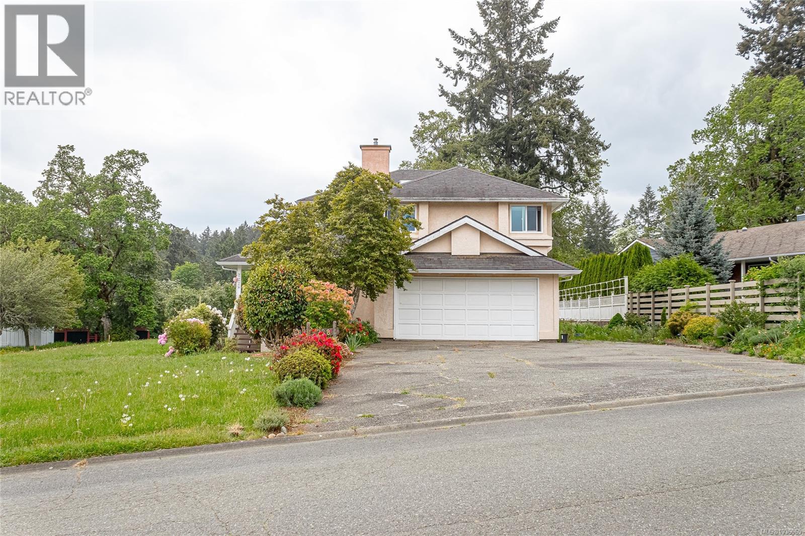 2228 Tarn Pl - Image 2