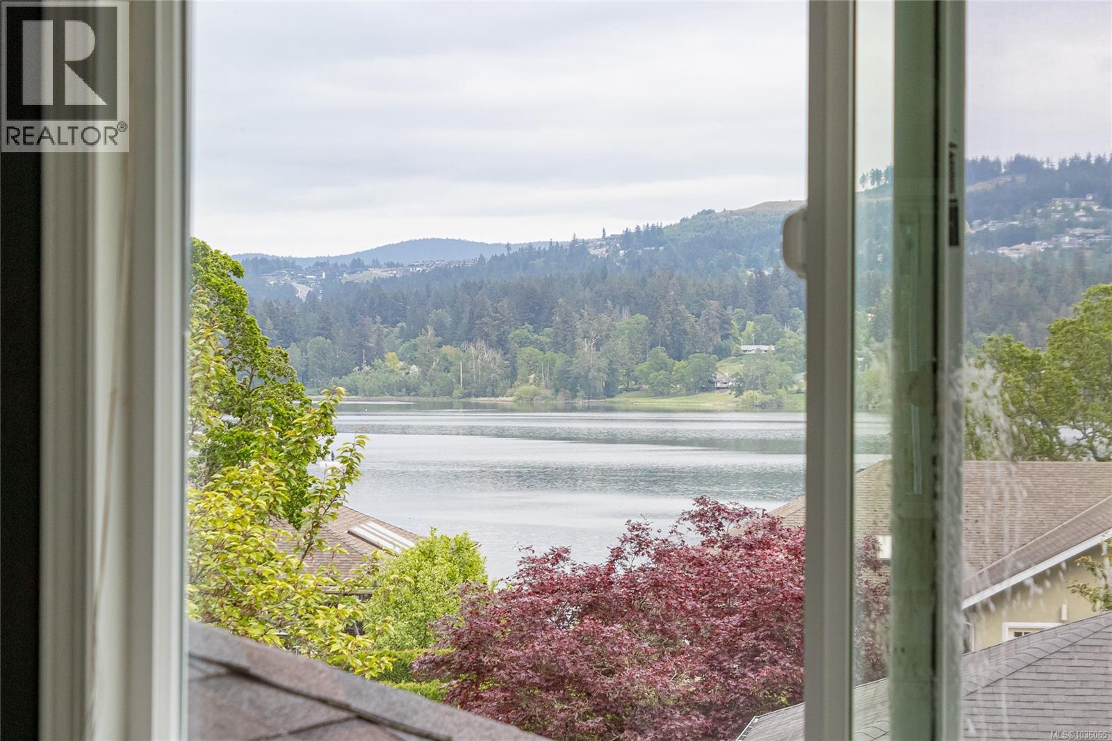 2228 Tarn Pl - 29