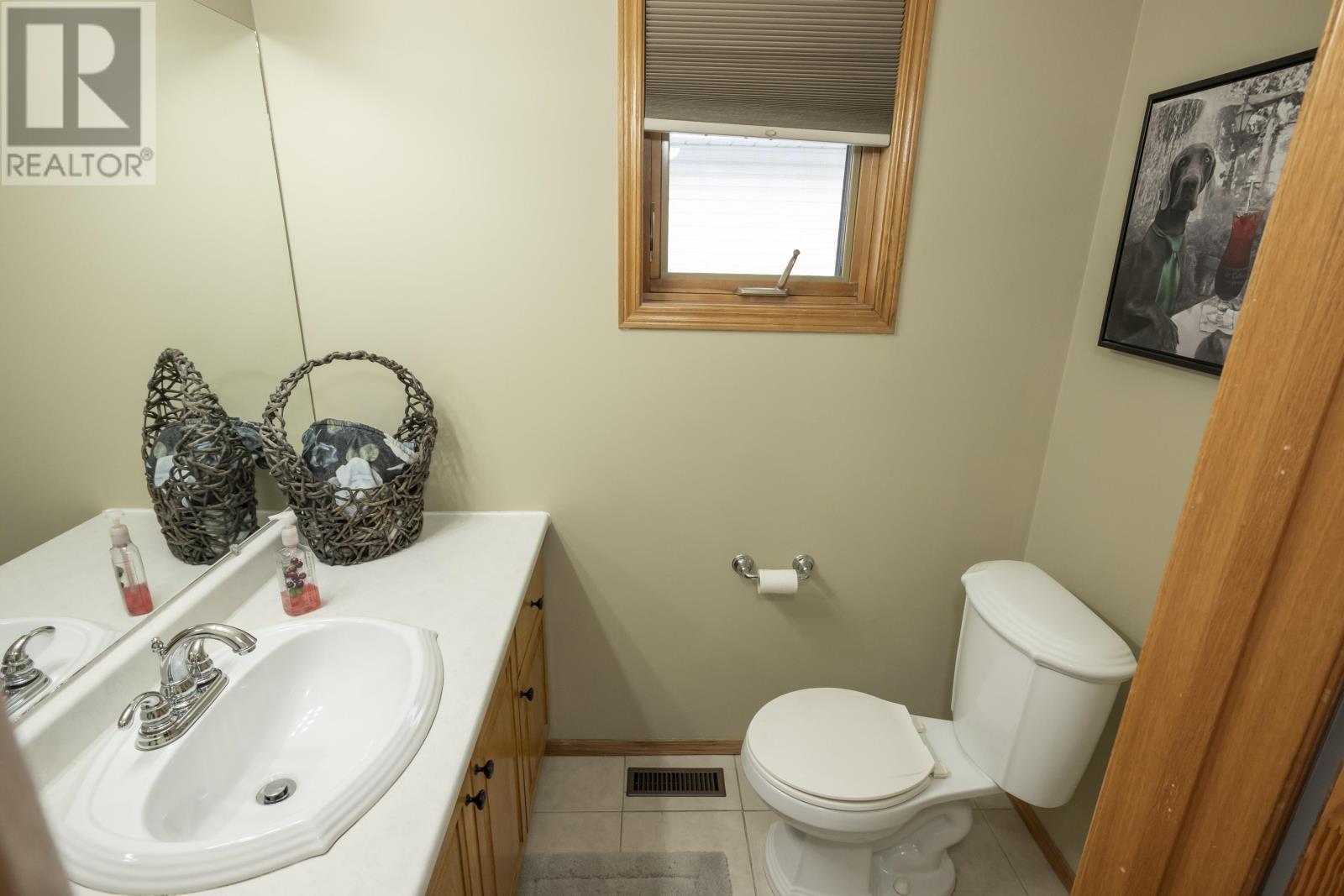 715 Porcupine Blvd, Thunder Bay, Ontario, P7C6A7 — Photo 13