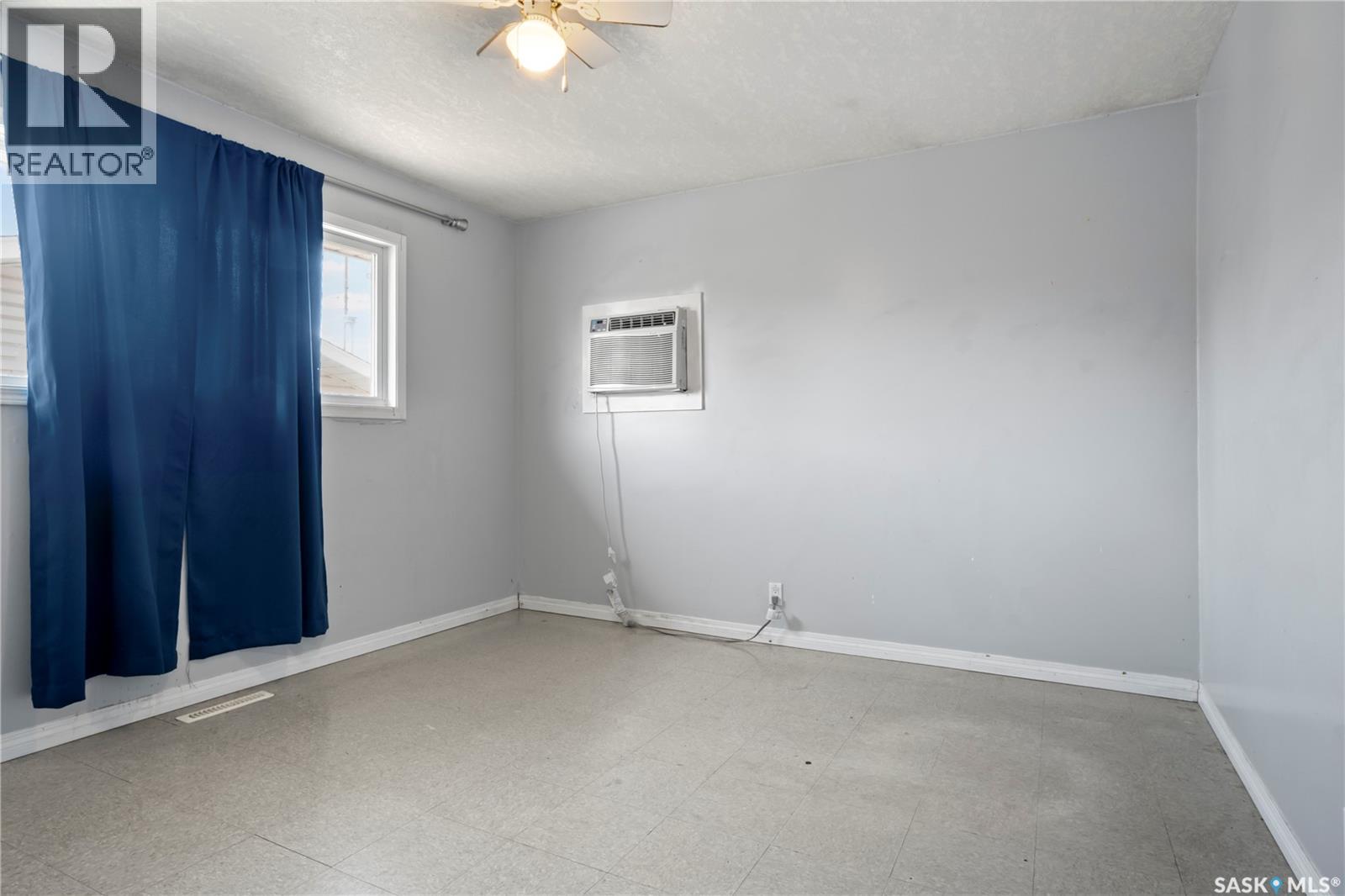 1422 Rupert STREET - 12