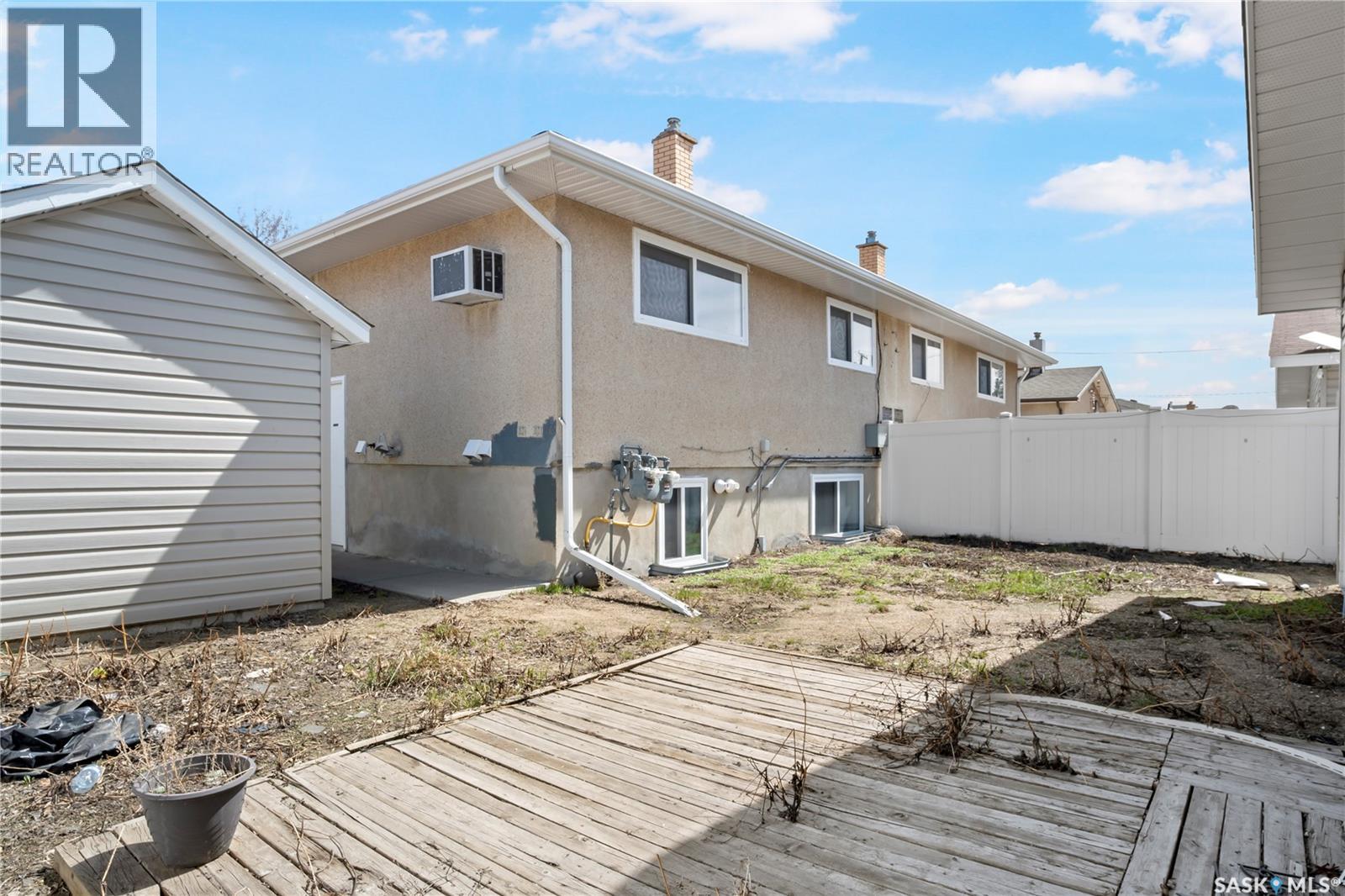 1422 Rupert STREET - 26