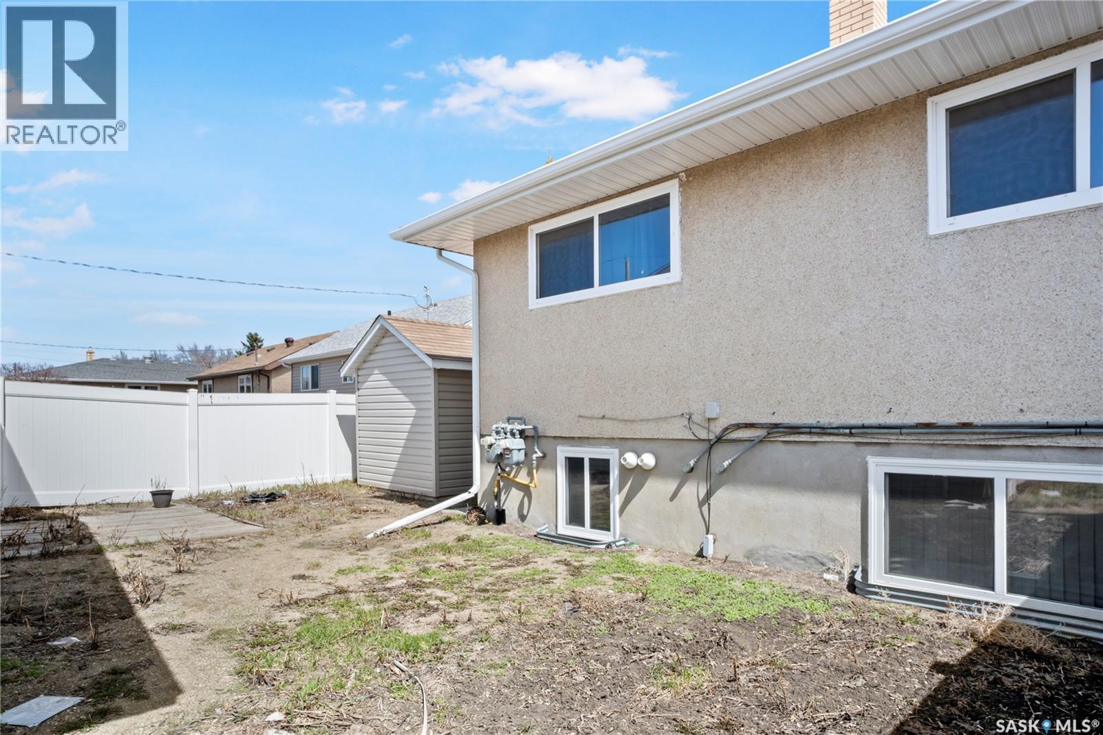 1422 Rupert STREET - 27