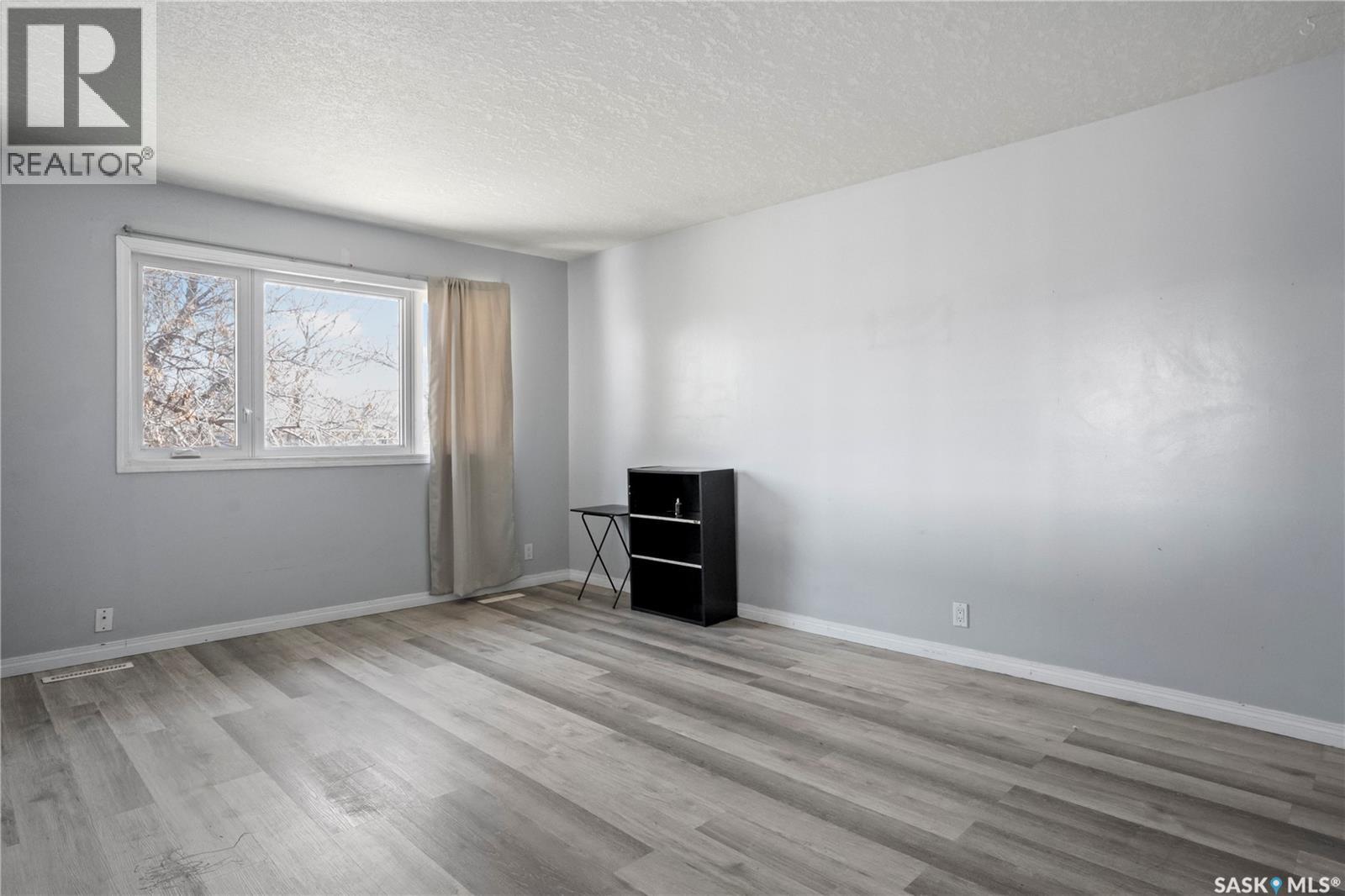 1422 Rupert STREET - 5