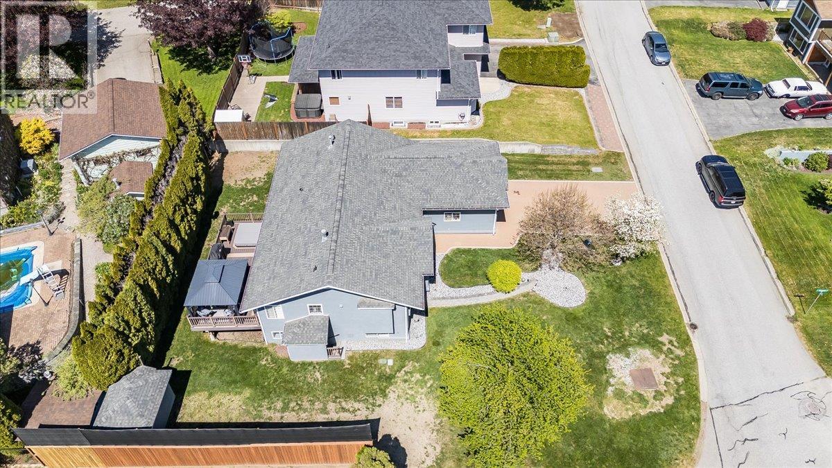900 7TH Street - 61